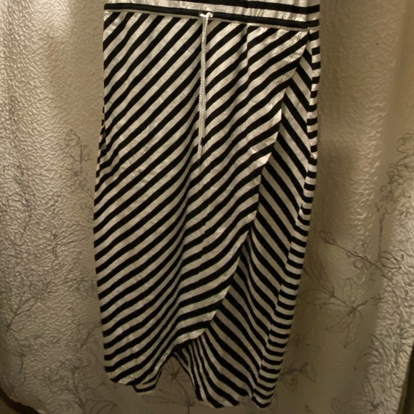 Talbots black and white stripe tulip hem maxi midi - Picture 4 of 4